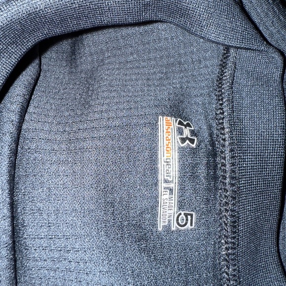 Under Armour Long Sleeve Shirt - Picture 7 of 7